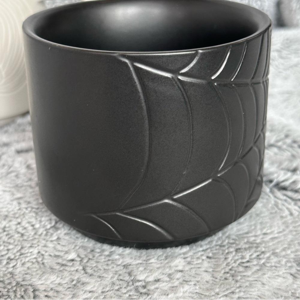 Starbucks 2019 Halloween Ceramic Mugs - Picture 7 of 15